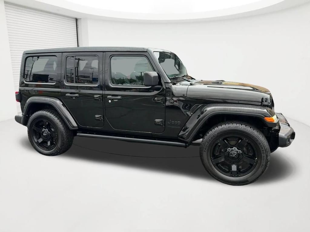 Used 2021 Jeep Wrangler Unlimited Sahara Altitude