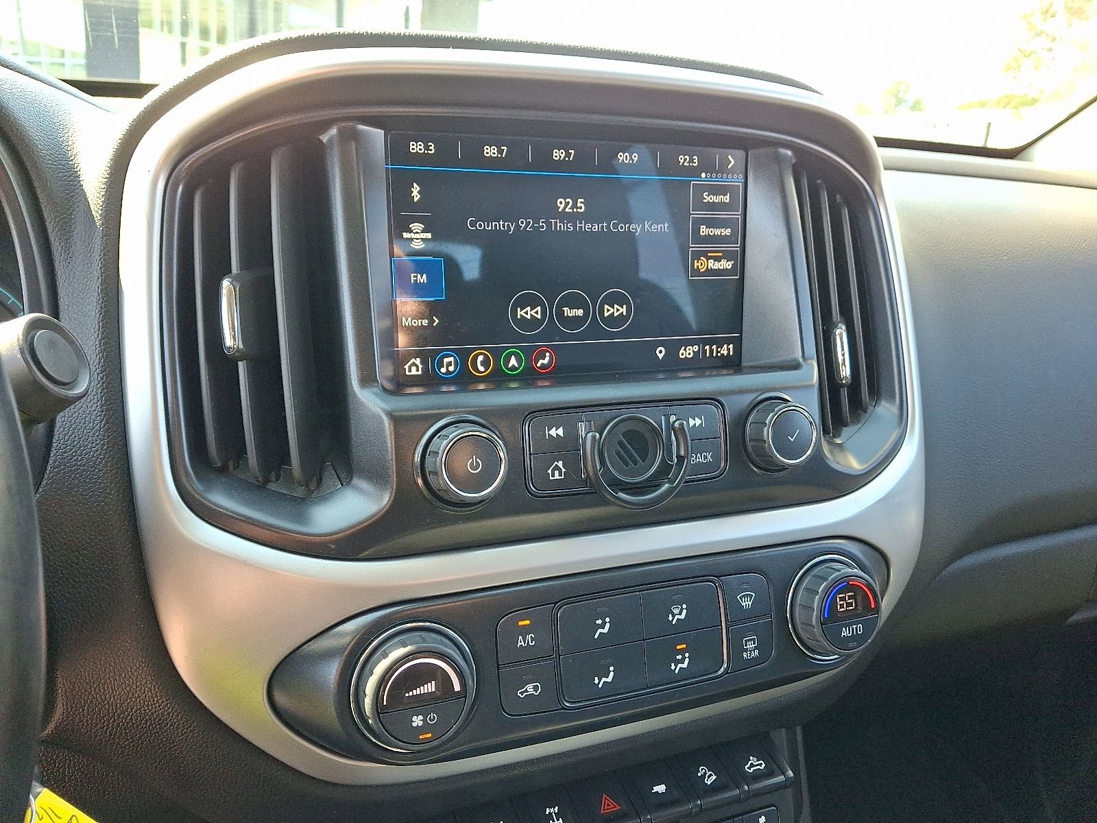 2020 Chevrolet Colorado ZR2 - Photo 18