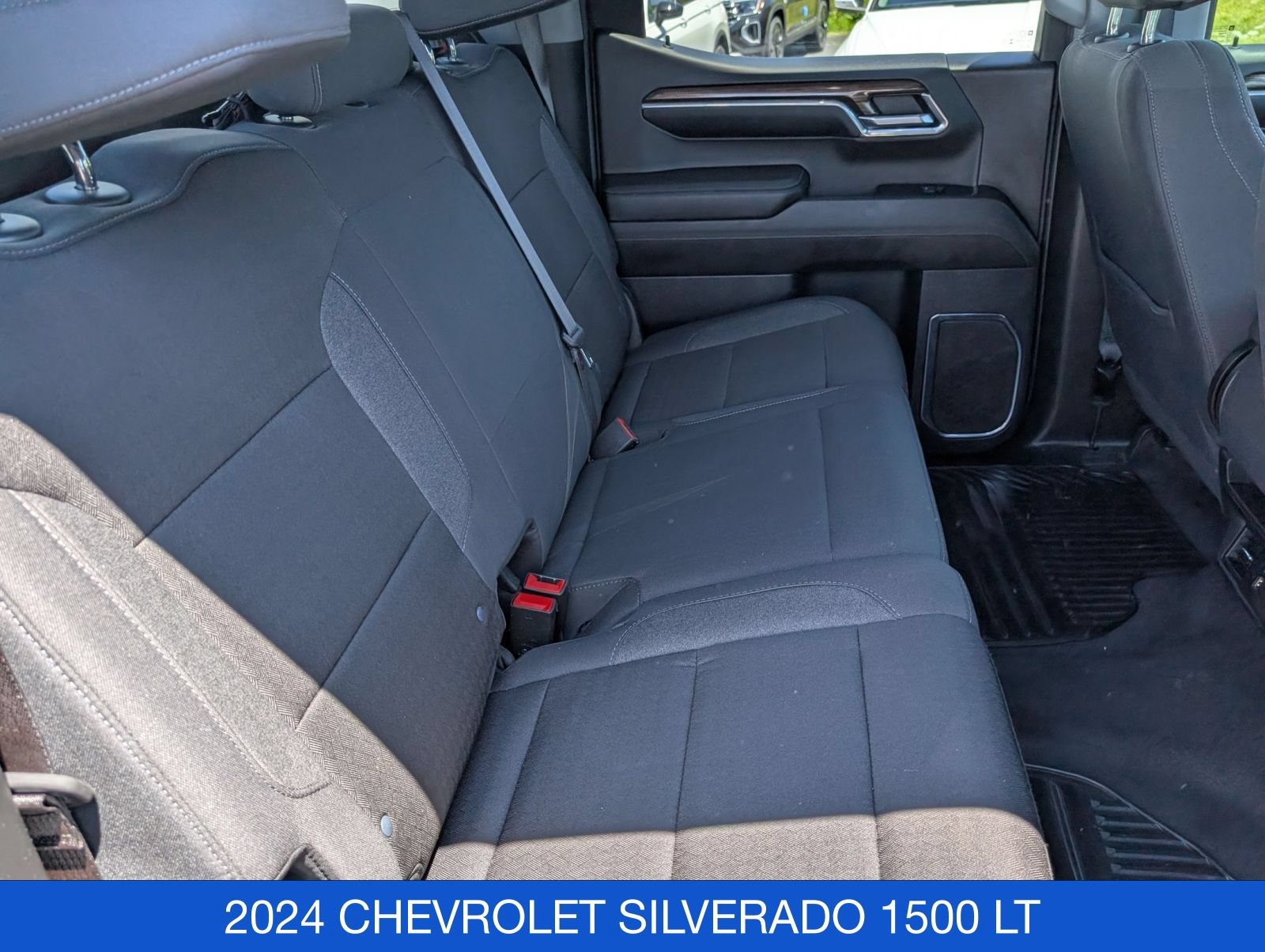 2024 Chevrolet Silverado 1500 LT - Photo 29