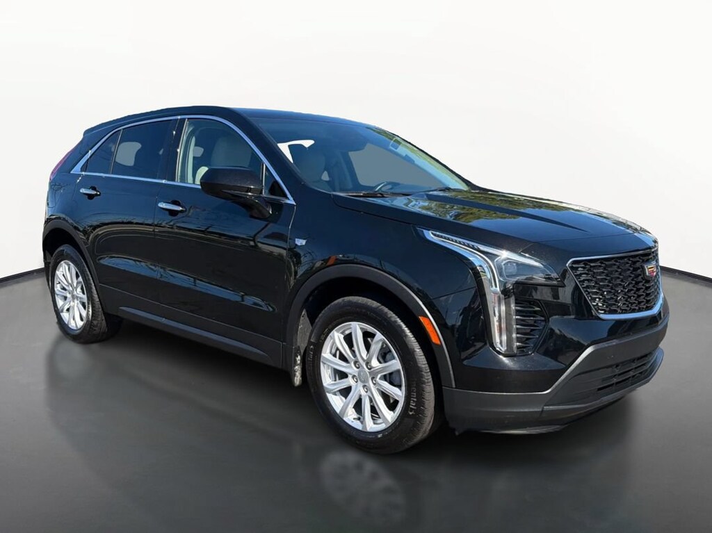 Used 2023 CADILLAC XT4 FWD Luxury SUV