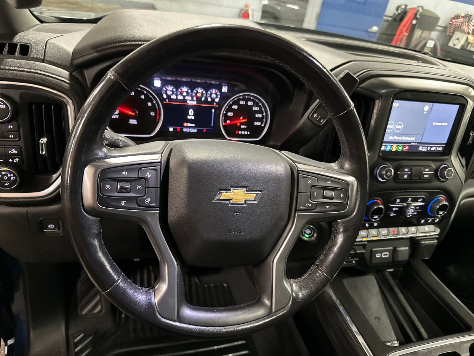 2022 Chevrolet Silverado 1500 Limited LTZ - Photo 19