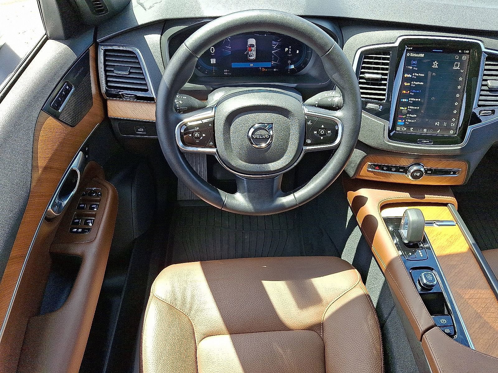 2024 Volvo XC90 Plus - Photo 12