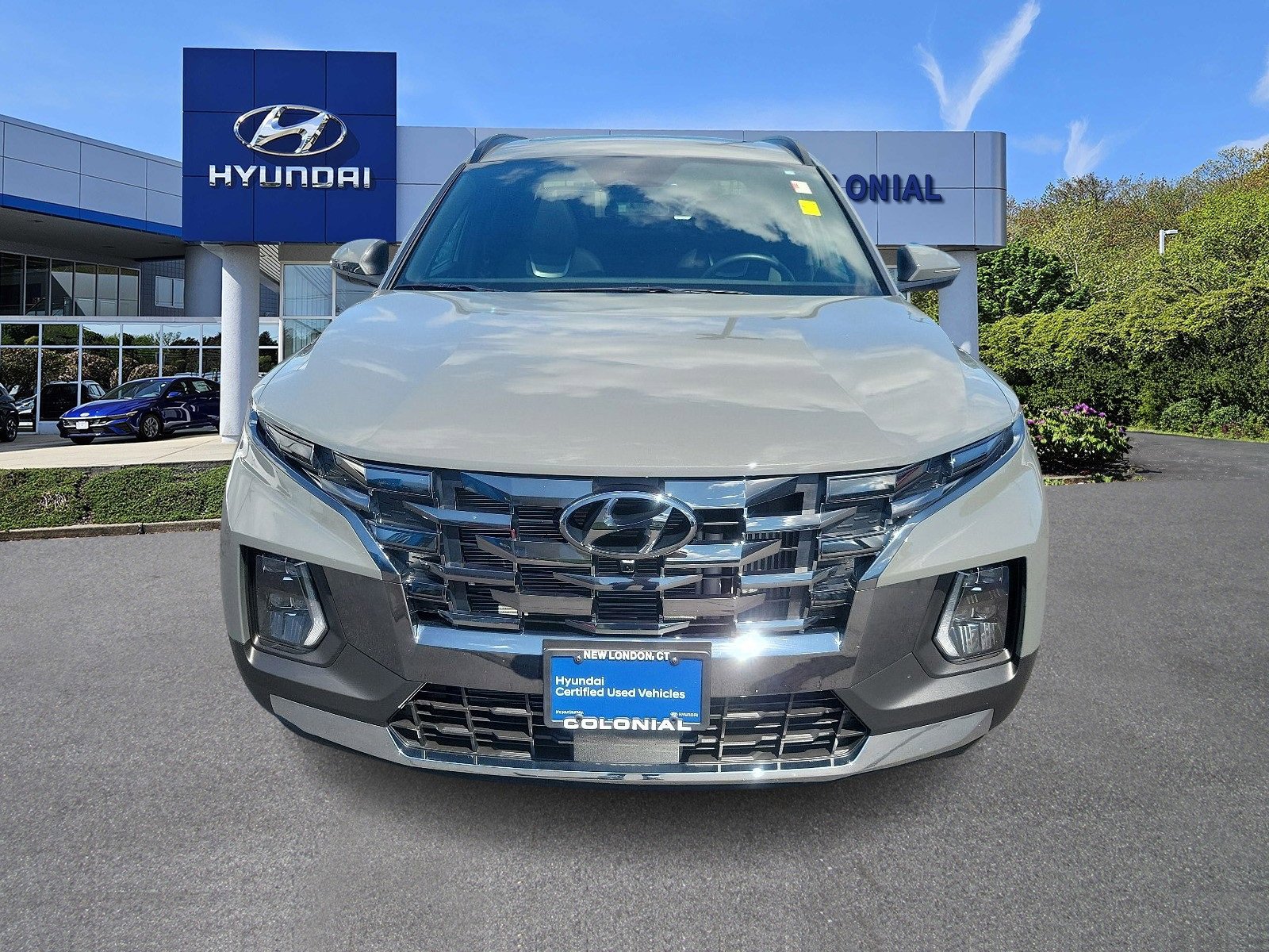 Used 2024 Hyundai Santa Cruz Limited with VIN 5NTJEDDF3RH112174 for sale in New London, CT