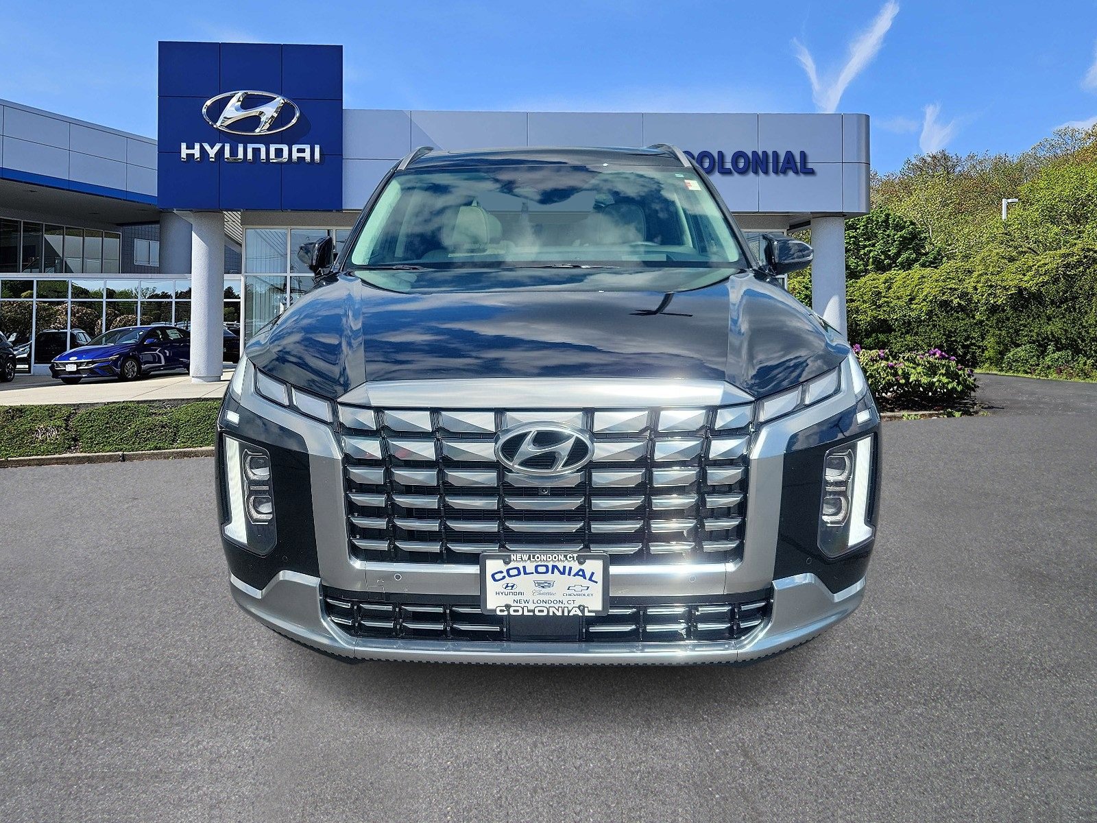 Used 2024 Hyundai Palisade Calligraphy with VIN KM8R7DGE8RU709255 for sale in New London, CT