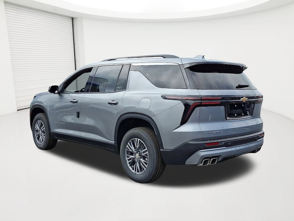 New 2025 Chevrolet Traverse LT SUV