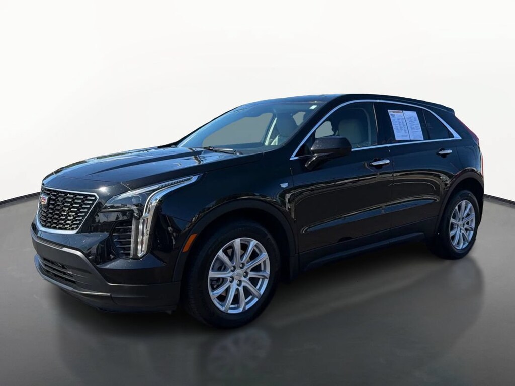 Used 2023 CADILLAC XT4 FWD Luxury SUV
