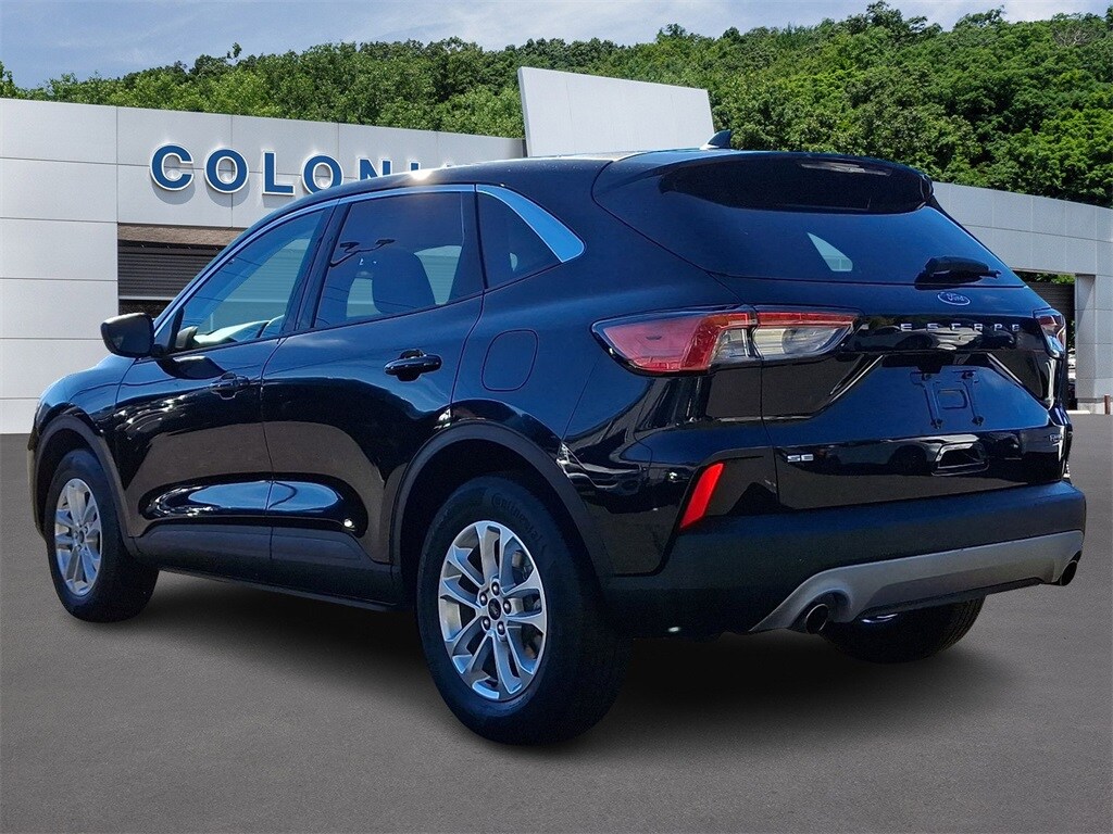 2022 Ford Escape SE photo 4