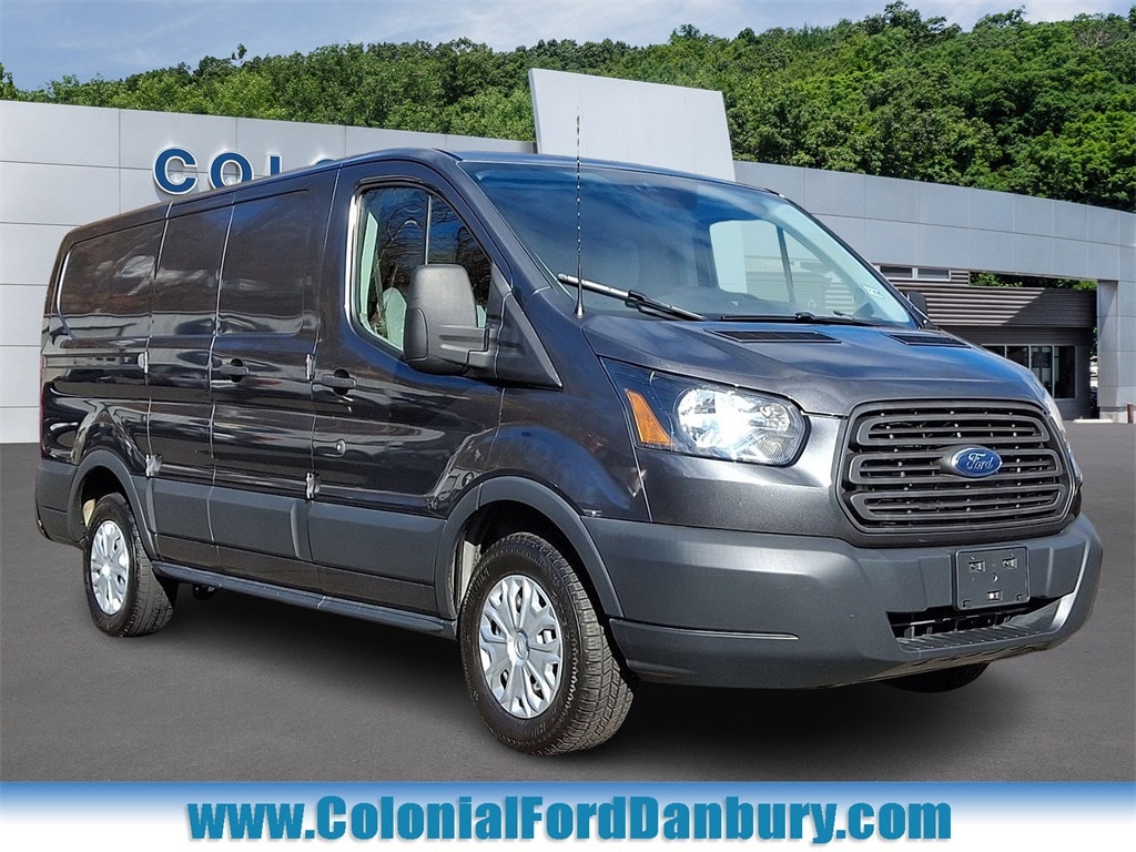 2017 Ford Transit Van Base's photo