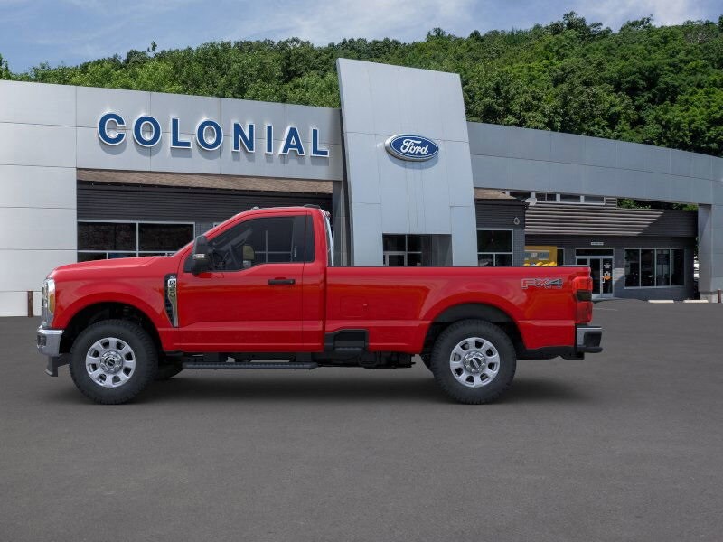 2025 Ford F-350 photo 3