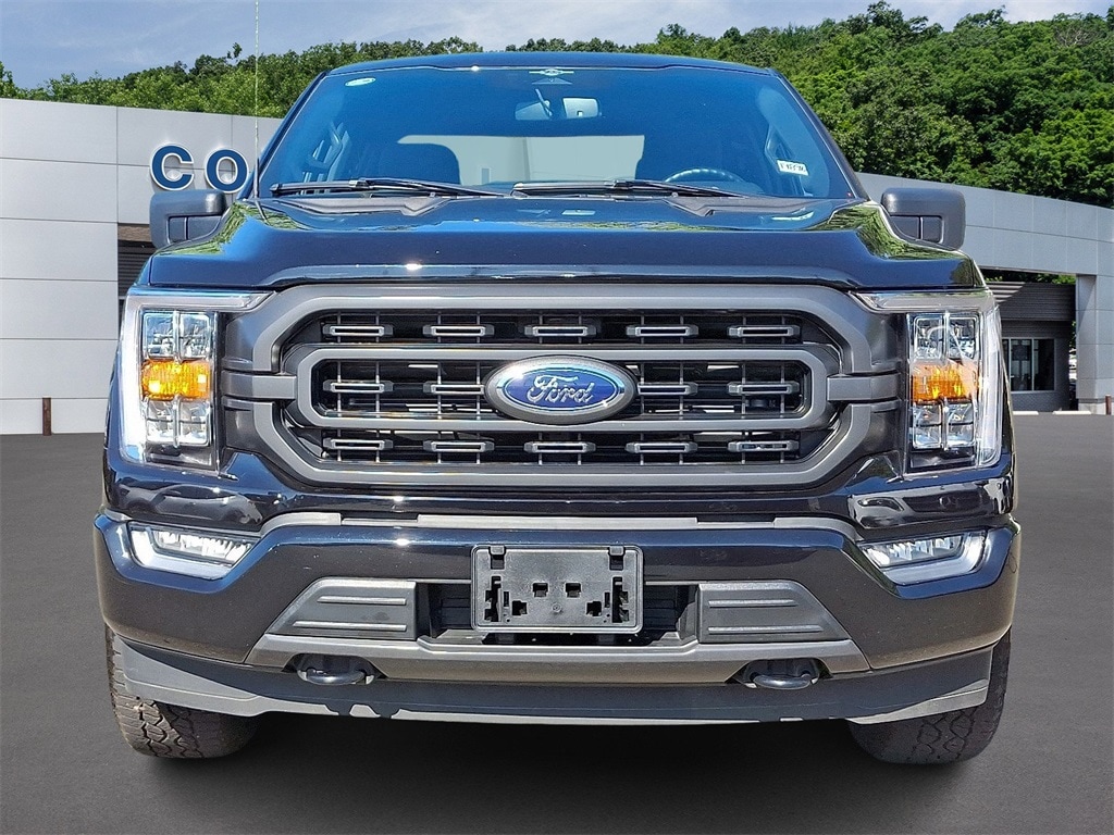2023 Ford F-150 XLT photo 2