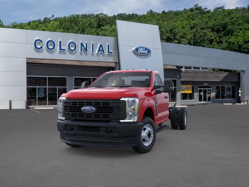 2026 Ford F-350 photo 2