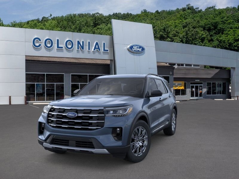 2025 Ford Explorer photo 2