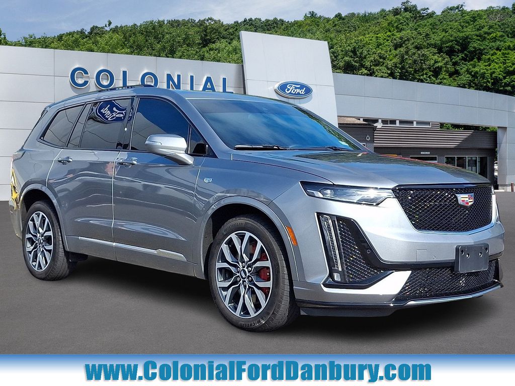 2024 Cadillac XT6