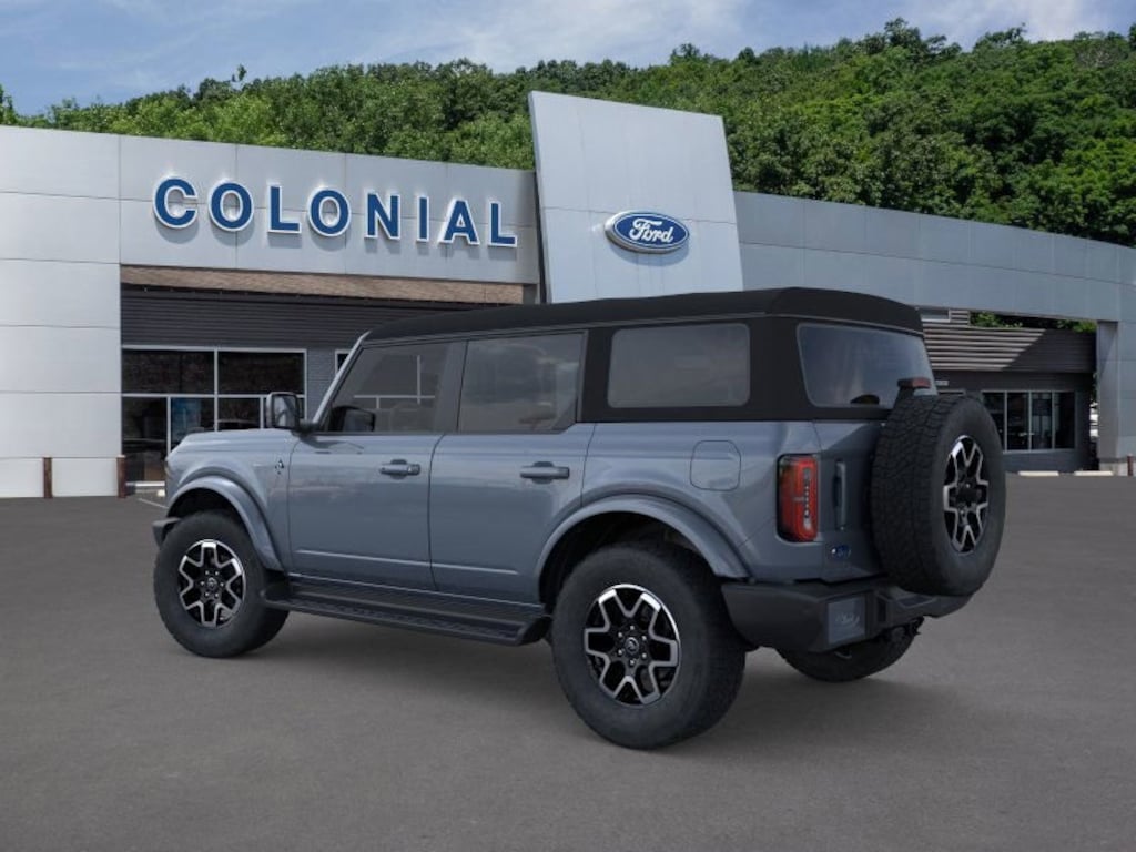 New 2025 Ford Bronco Outer Banks SUV