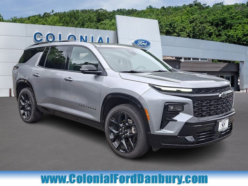 Used 2024 Chevrolet Traverse RS SUV