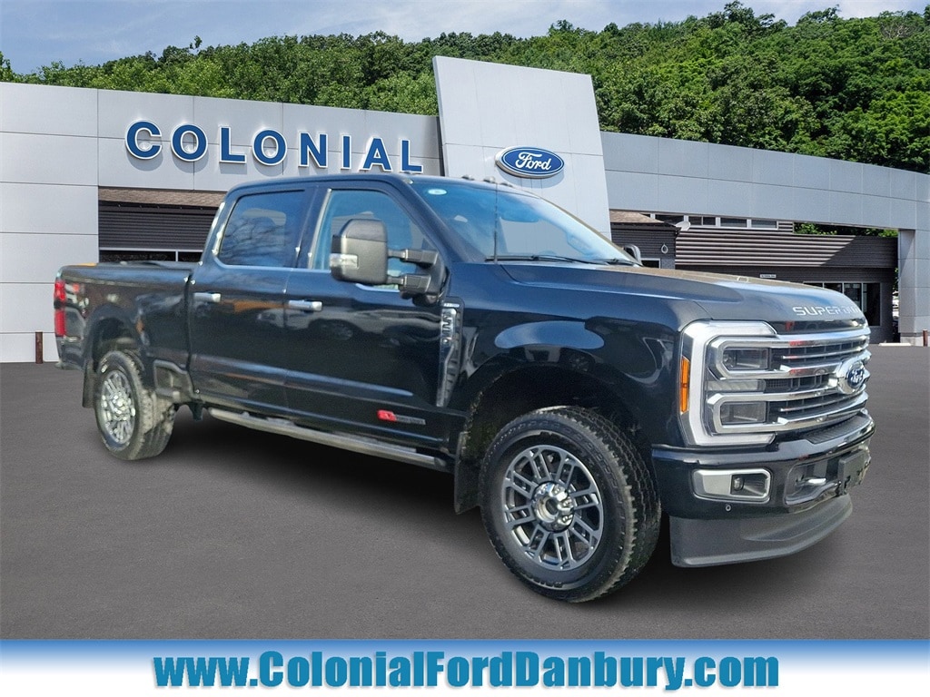2023 Ford F-250 Super Duty Limited's photo