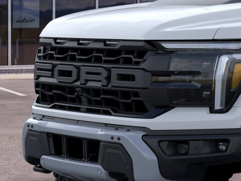 2025 Ford F-150 Raptor - Photo 16