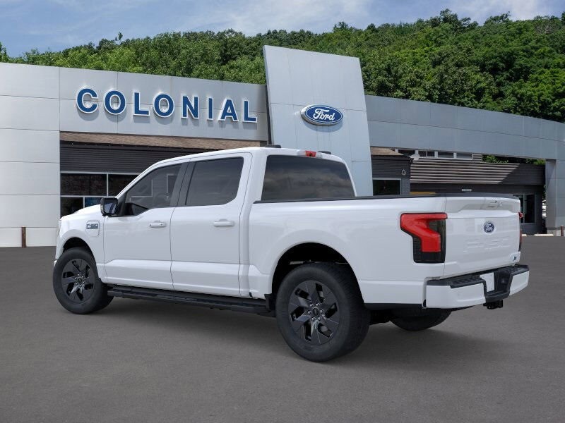 2025 Ford F-150 Lightning photo 4