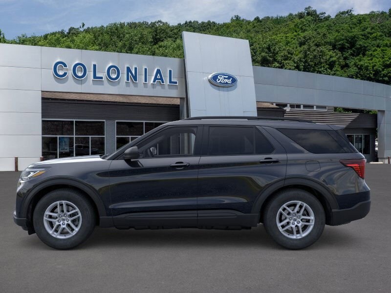 2026 Ford Explorer photo 2