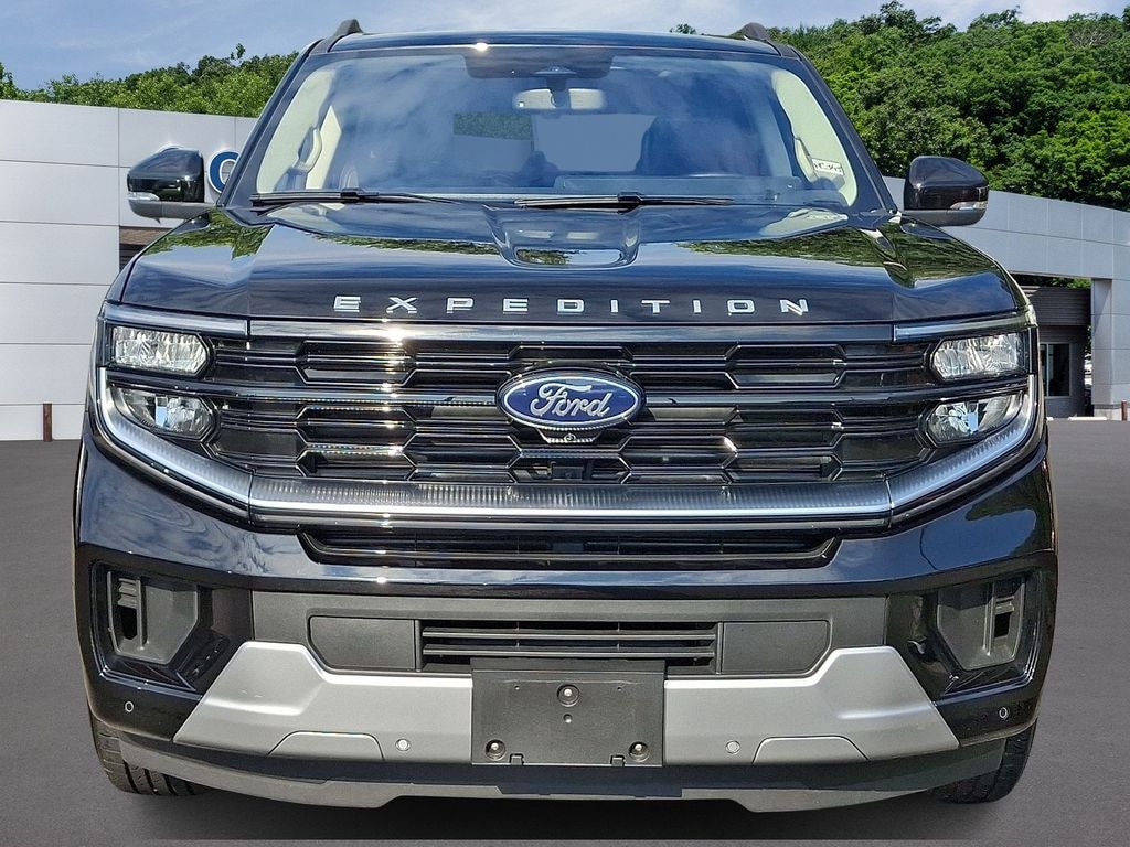 Certified 2025 Ford Expedition Platinum SUV