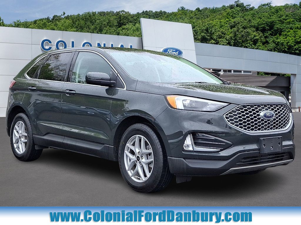 2023 Ford Edge SEL AWD's photo