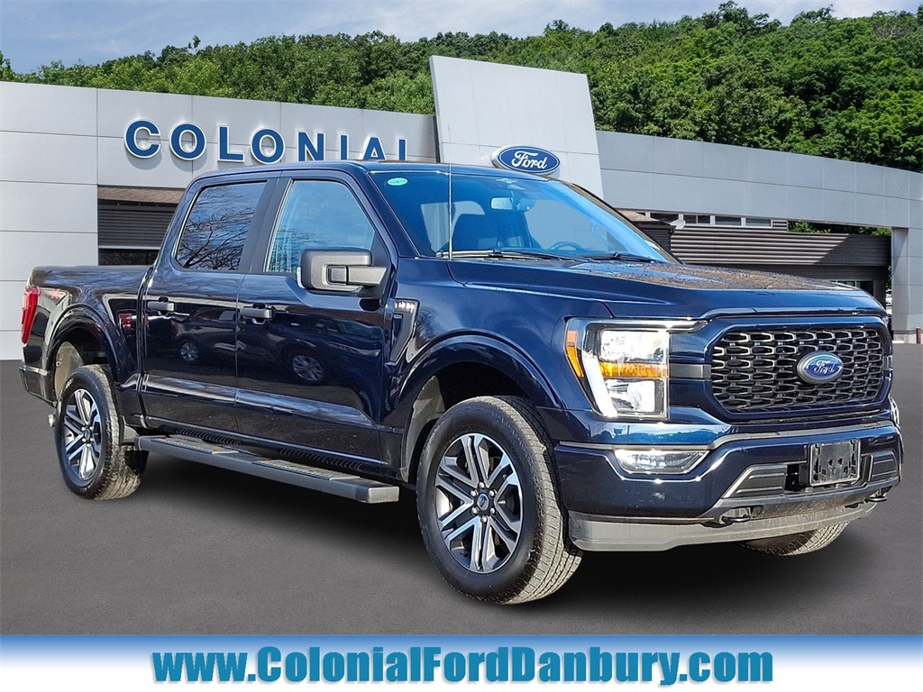 2023 Ford F-150 XL's photo