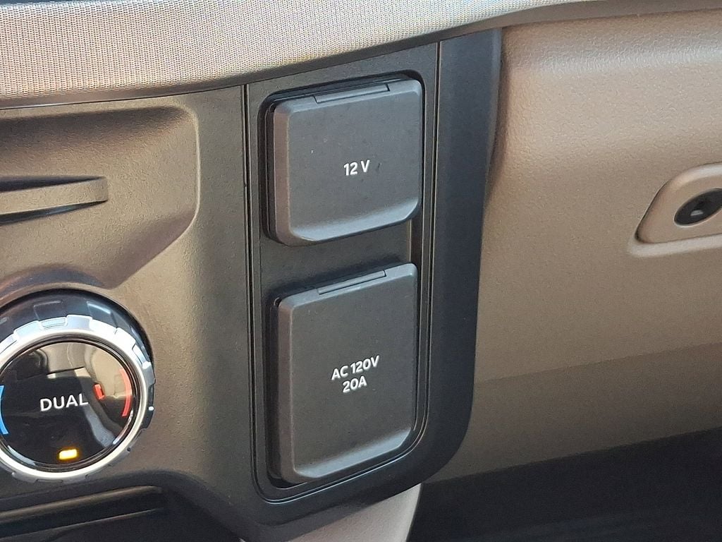 2025 Ford F-250 Super Duty Platinum - Photo 27