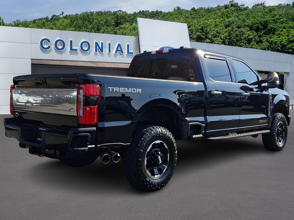 2025 Ford F-250 Super Duty Platinum - Photo 6