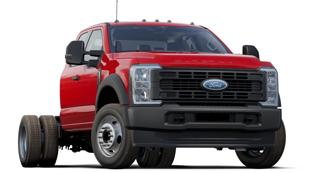 2025 Ford F-550 photo 4