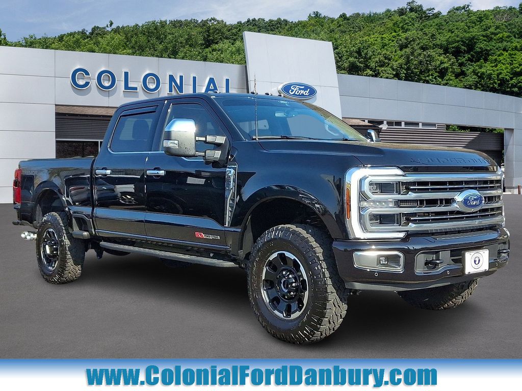 2025 Ford F-250 Platinum 4x4 Crew Cab 8' Box's photo