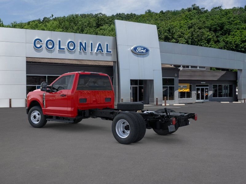 2026 Ford F-350 photo 4