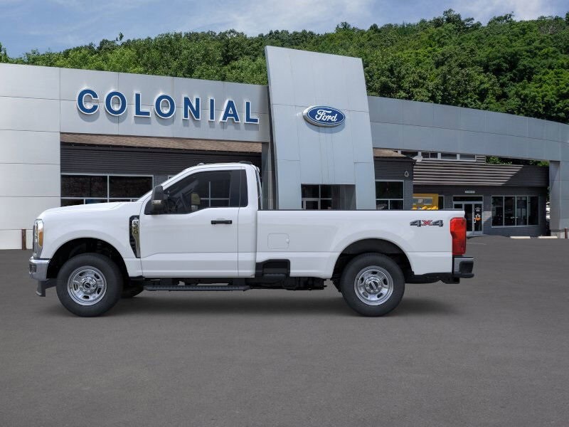 2025 Ford F-350 photo 3