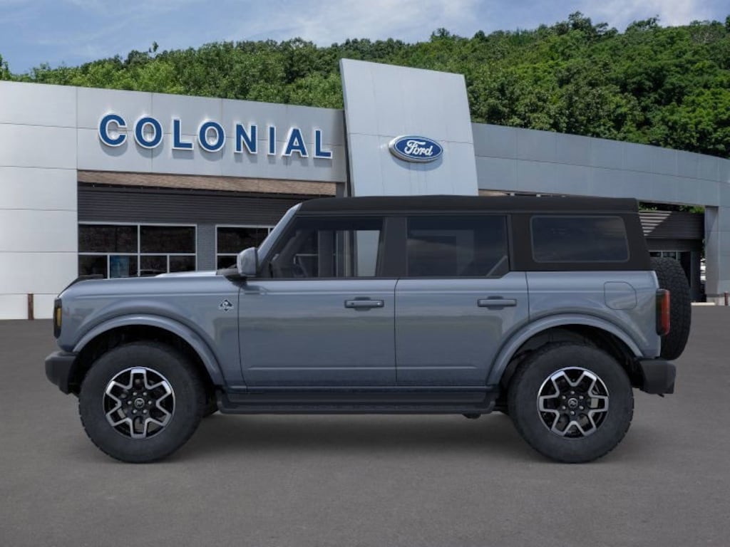 New 2025 Ford Bronco Outer Banks SUV