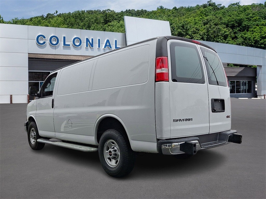 2023 Gmc Savana 2500 Cargo photo 3
