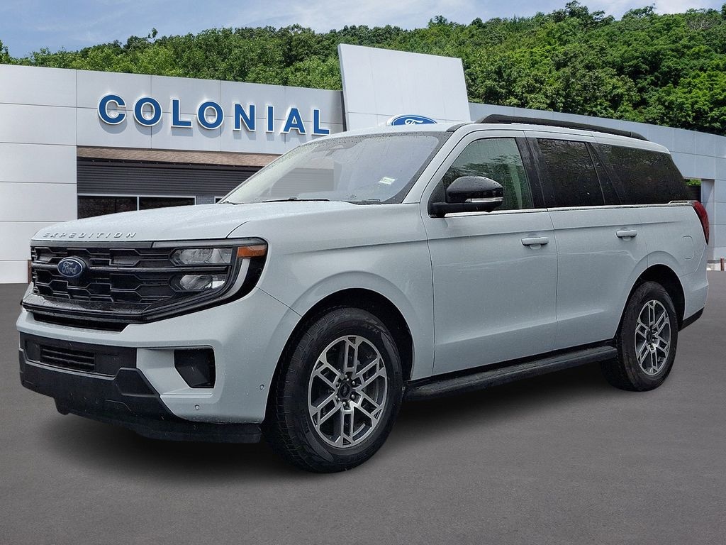 Used 2025 Ford Expedition Active SUV