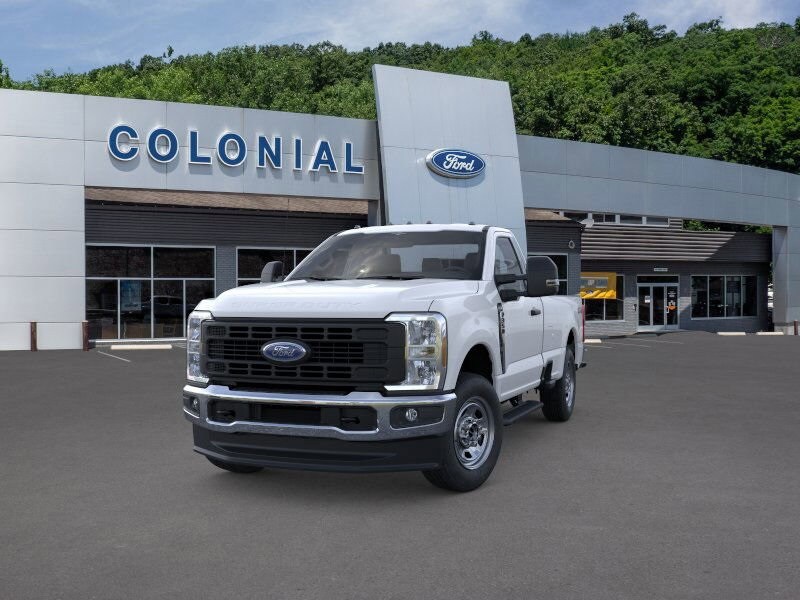 2025 Ford F-350 photo 2