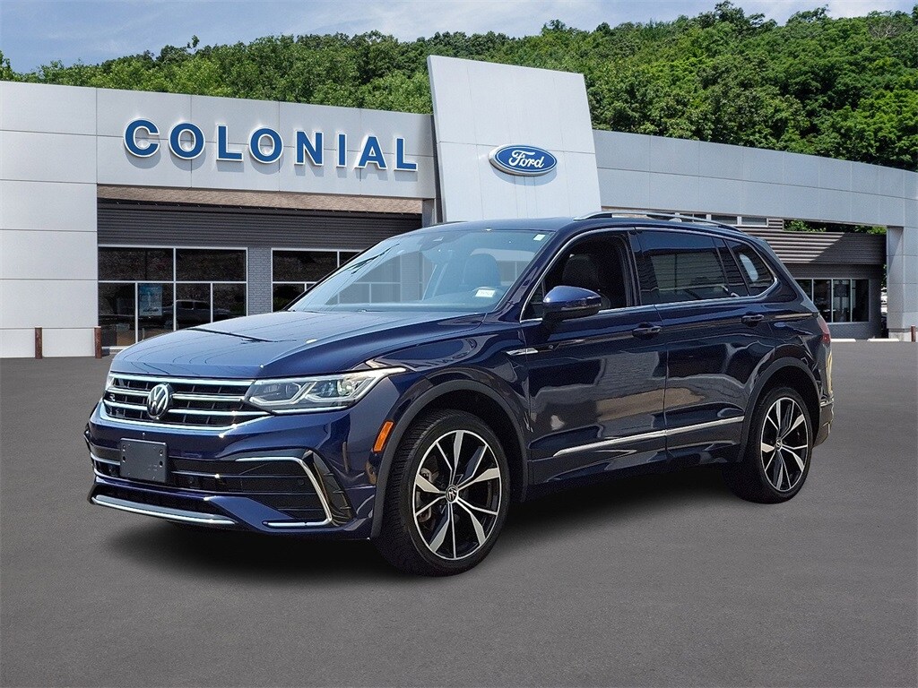 2022 Volkswagen Tiguan SEL Premium R-Line photo 3
