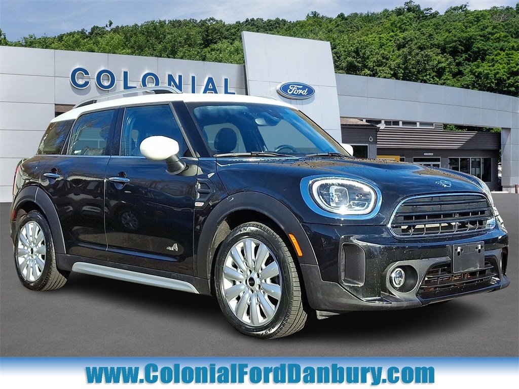 2021 MINI Countryman Oxford Edition's photo