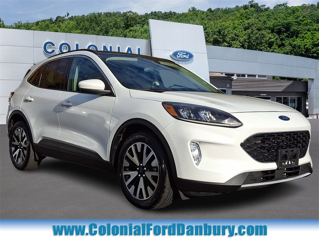 2020 Ford Escape SEL's photo