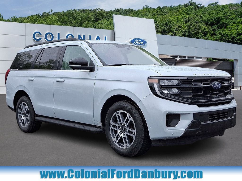 Used 2025 Ford Expedition Active SUV