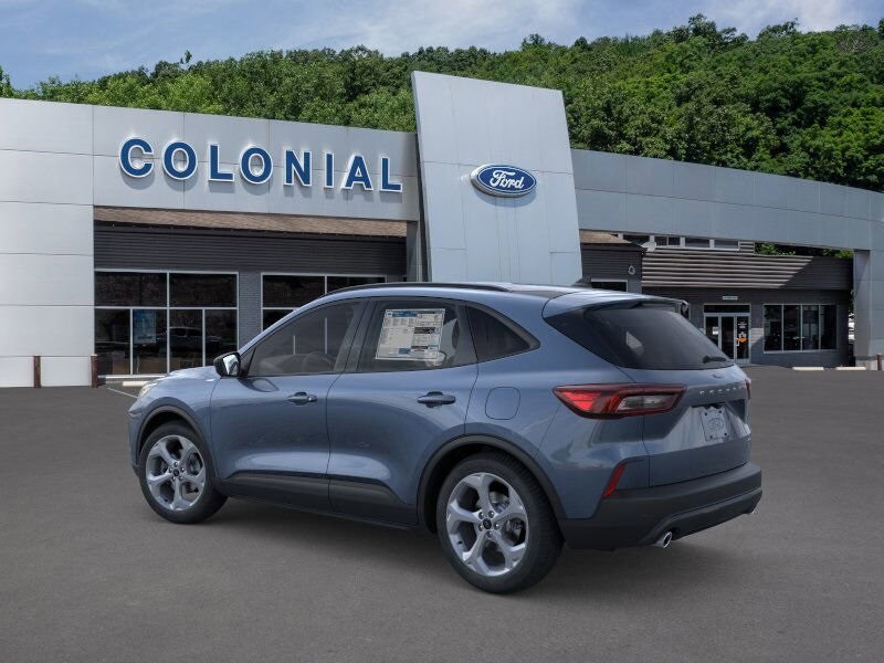 2026 Ford Escape ST-Line photo 4