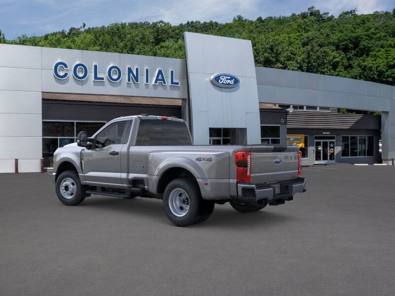 2025 Ford F-350 photo 4