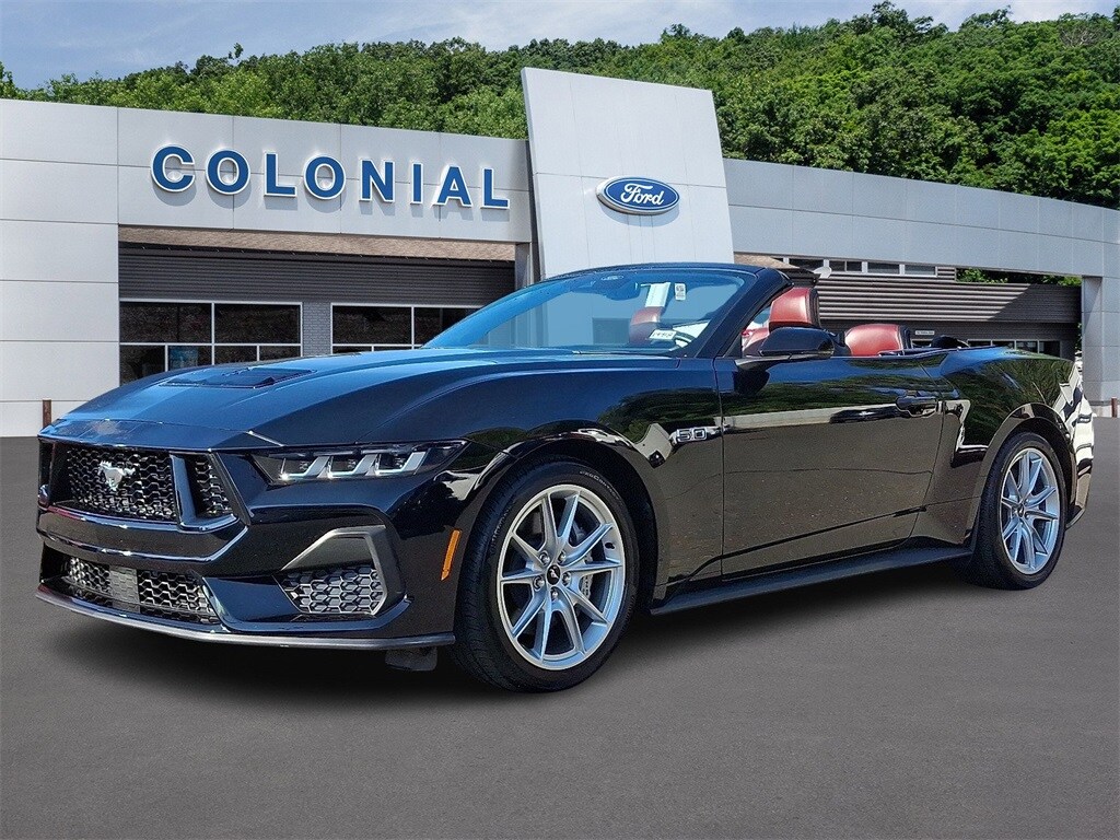 2024 Ford Mustang GT Premium Convertible photo 2