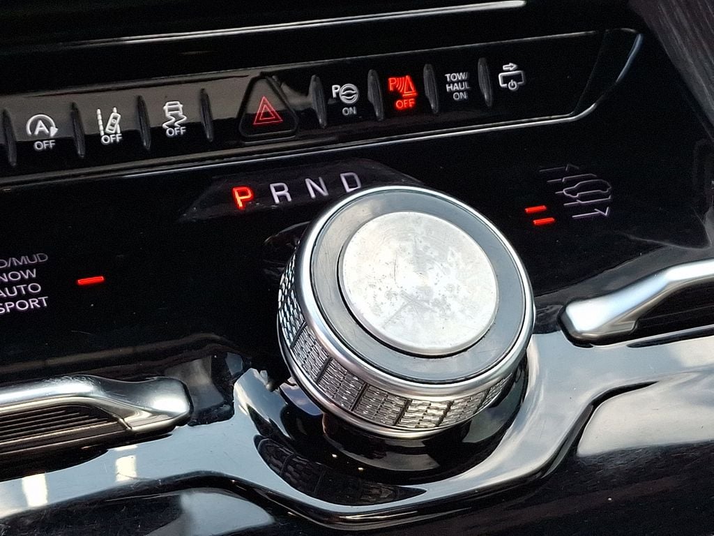 2022 Jeep Wagoneer Series II - Photo 17