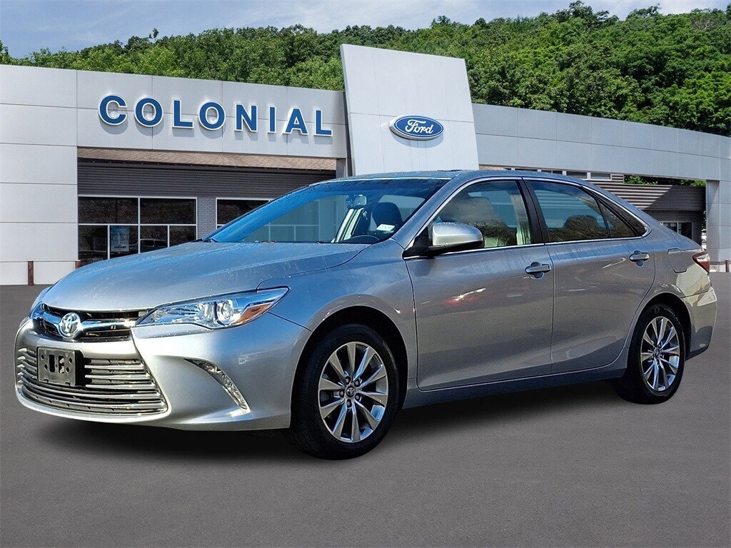 Used 2017 Toyota Camry XLE Sedan