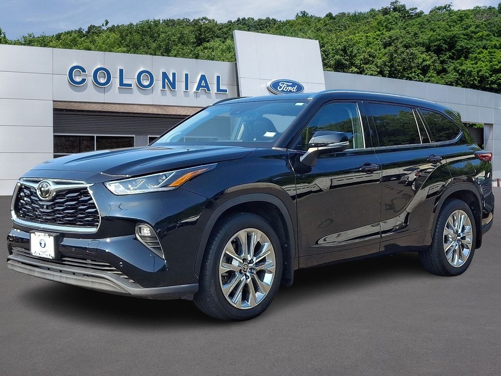 Used 2021 Toyota Highlander Limited SUV