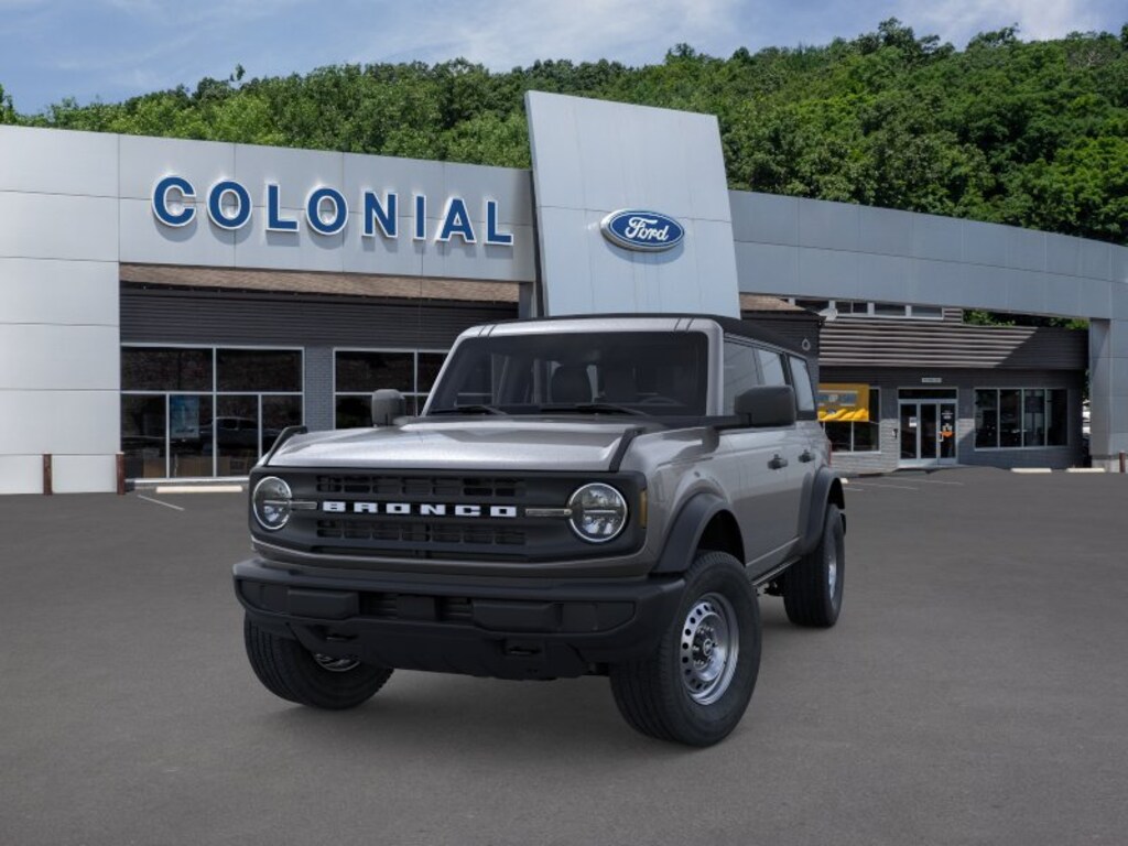New 2025 Ford Bronco Base SUV