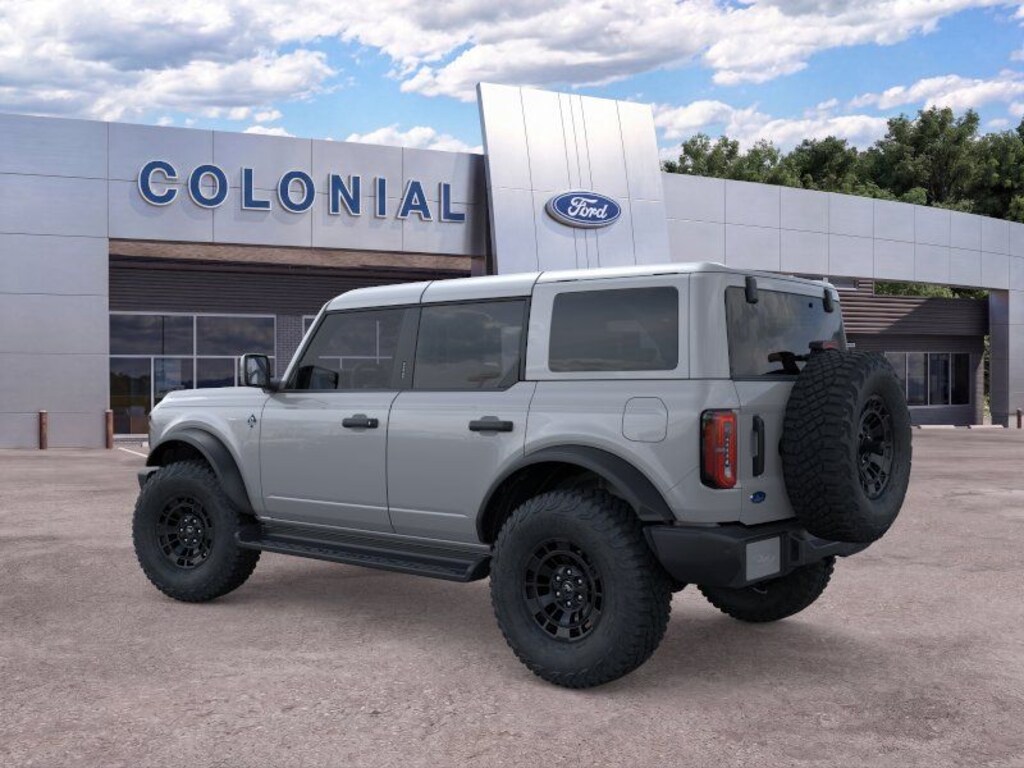 New 2026 Ford Bronco Outer Banks SUV