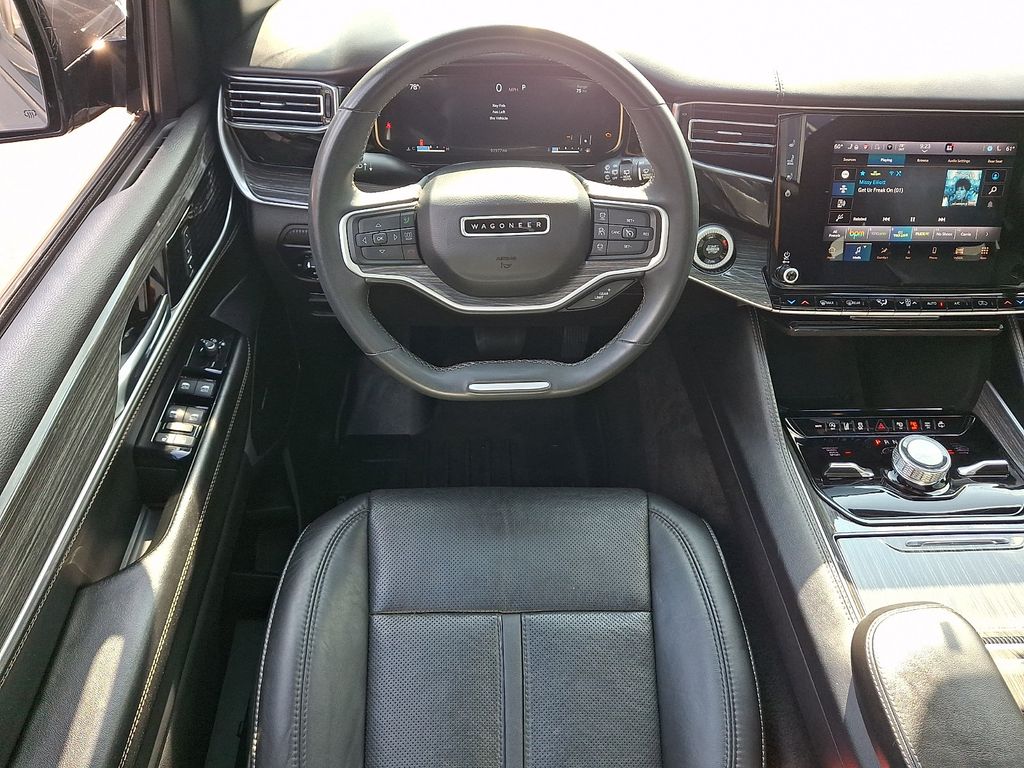 2022 Jeep Wagoneer Series II - Photo 13