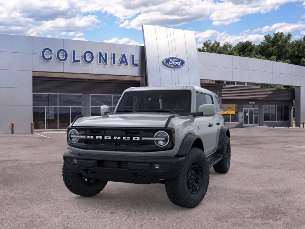 New 2026 Ford Bronco Outer Banks SUV